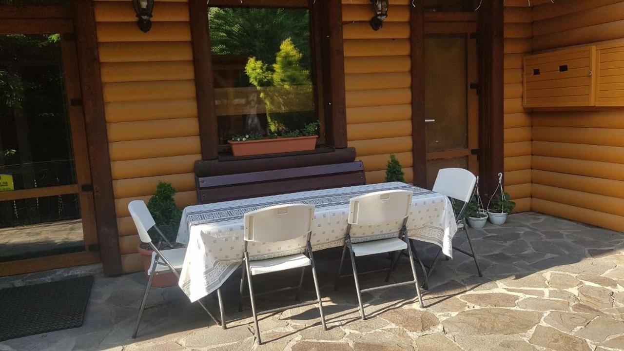 Karpatski Zori Hotel Bukovel Eksteriør bilde