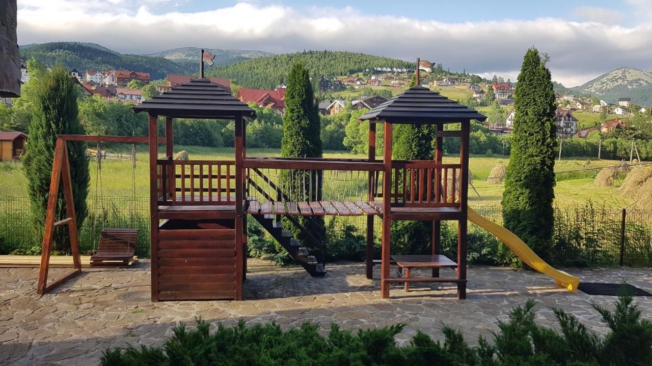 Karpatski Zori Hotel Bukovel Eksteriør bilde